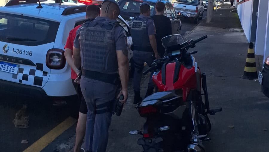 POLÍCIA MILITAR RECUPERA MOTOCICLETA ROUBADA DURANTE OPERAÇÃO IMPACTO EM LIMEIRA